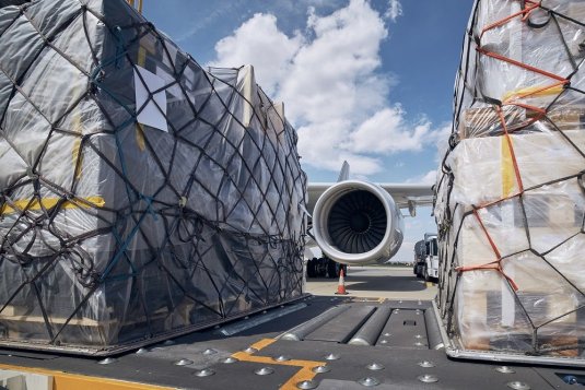 Czy transport lotniczy towarów jest bezpieczny?
